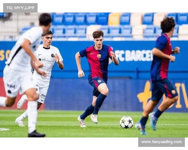 巴萨B队前主帅：欲引援巴萨租借球员 托伦茨或成新左后卫核心