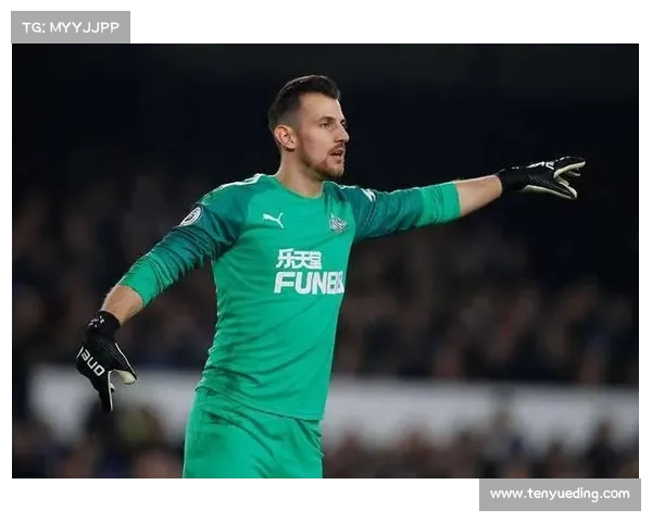 杜布拉夫卡加盟伯恩利签约一年 身披1号球衣为球队效力